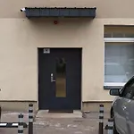 Air Apartment 109